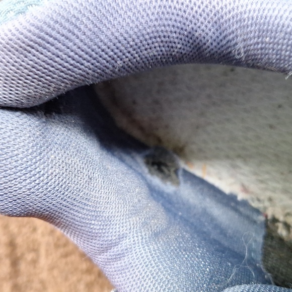 New Balance 410 v5 Trail Shoes - Picture 9 of 11